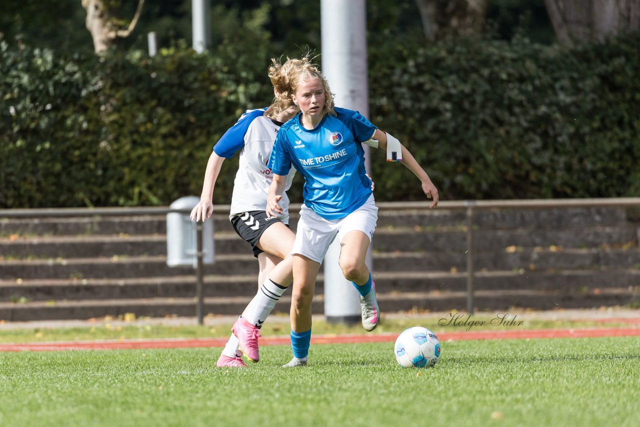 Bild 172 - wBJ VfL Pinneberg - Germania Schnelsen : Ergebnis: 15:1